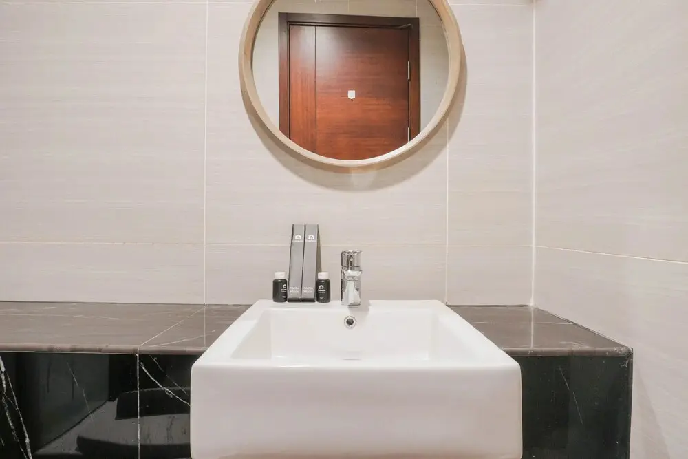 Джакарта: Minimalist Studio Room With City View At West Vista Apartment