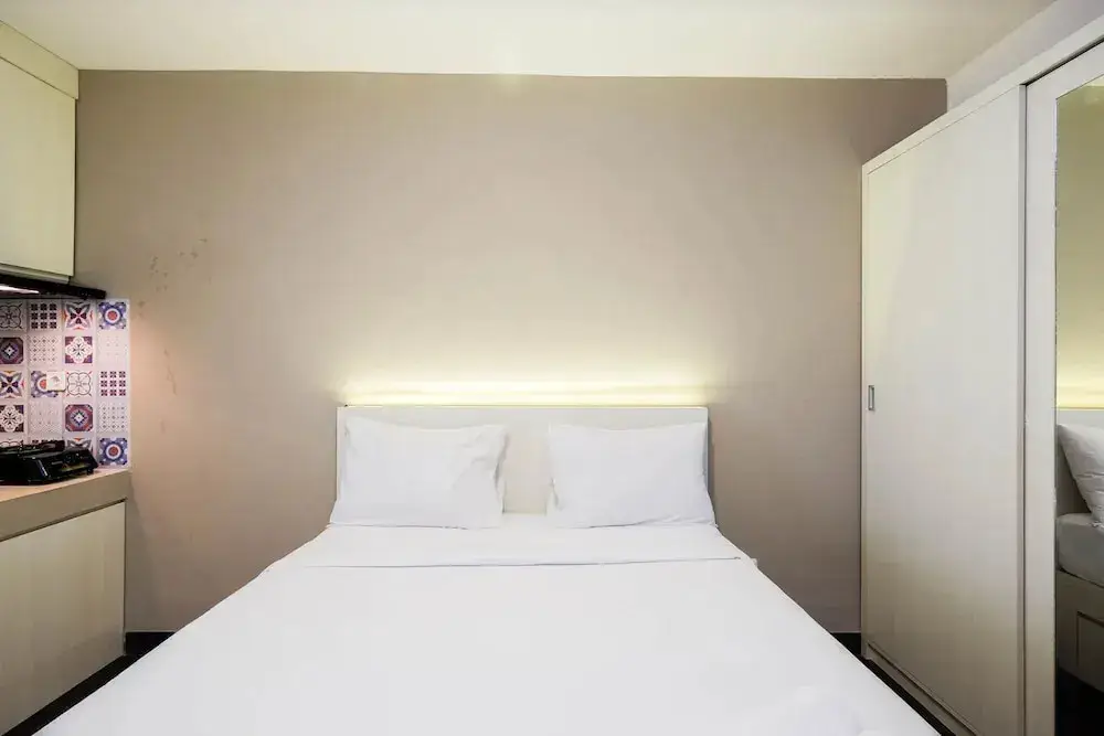 Депок: Cozy Living Studio Room At Cinere Resort Apartment