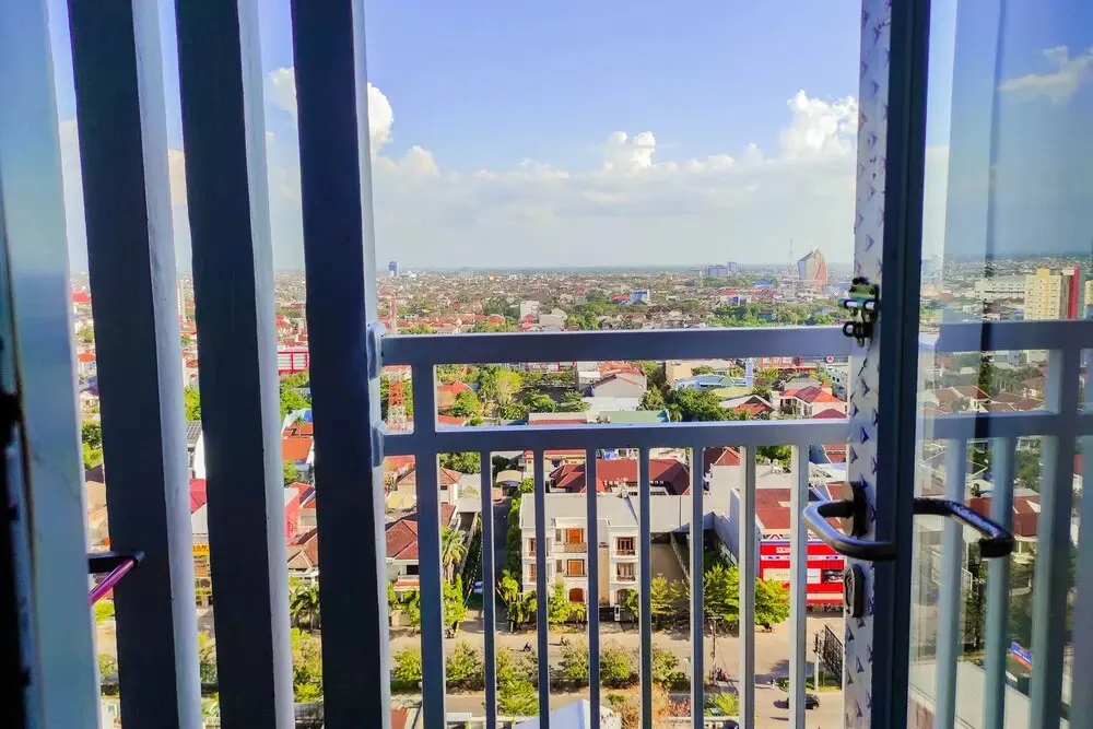 Макассар: Comfortable Studio Room At Vida View Makassar Apartment