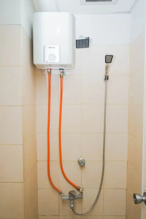 Южный Тангеранг: Cozy And Simply Studio At Serpong Greenview Apartment