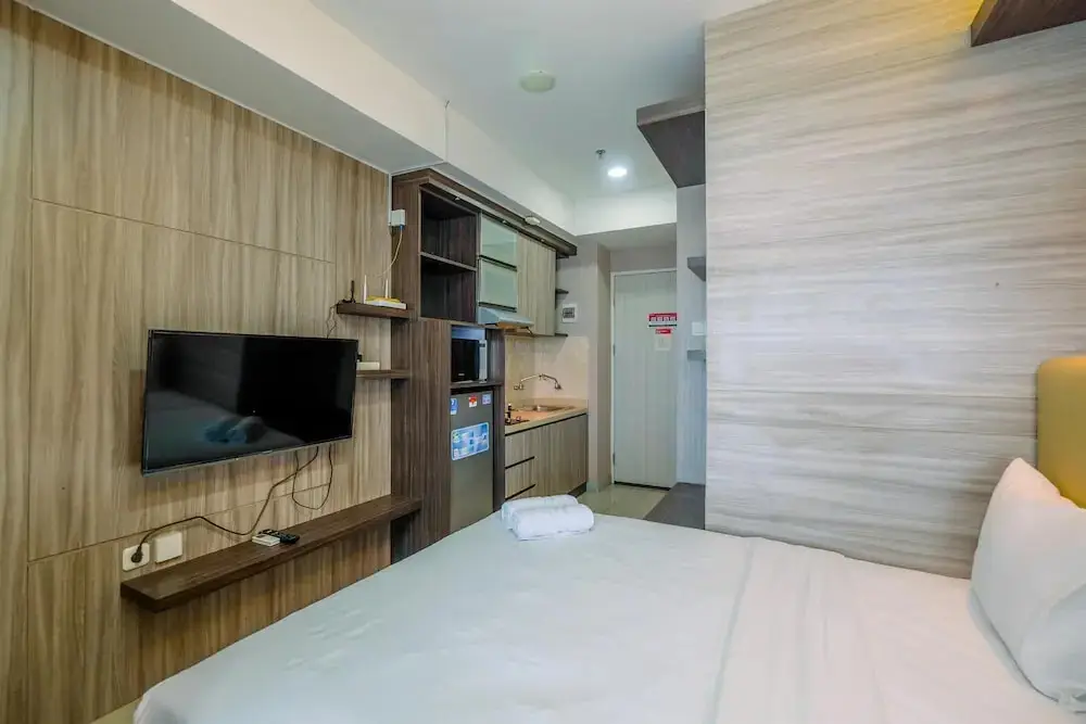 Бекаси: Comfortable Studio Room At Grand Kamala Lagoon Apartment