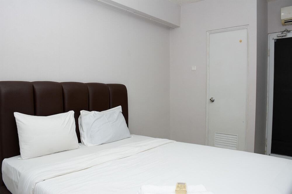 Джакарта: Simple And Nice Studio At Green Pramuka City Apartment