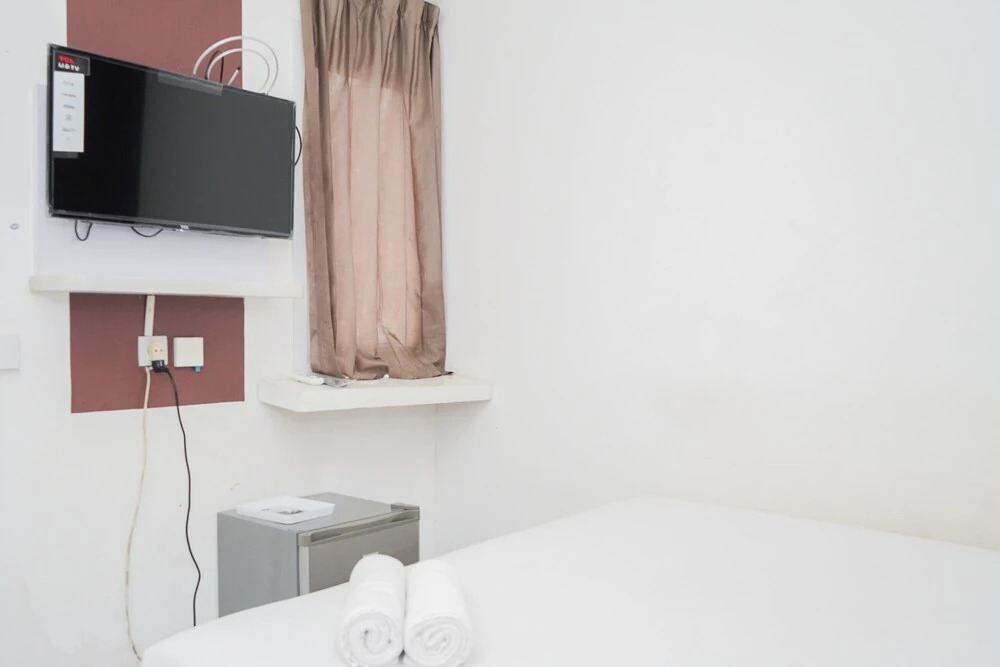 Тангеранг: Unique Studio No Kitchen Apartment At Aeropolis Residence