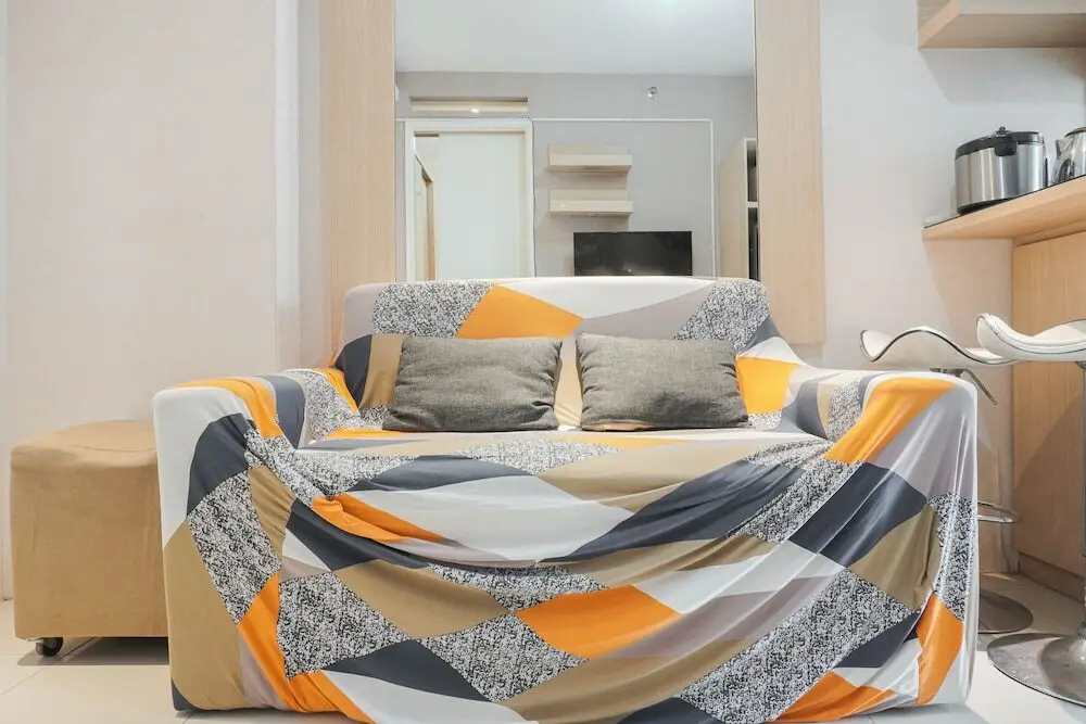 Джакарта: Fully Furnished With Elegant Design 2Br Bassura City Apartment