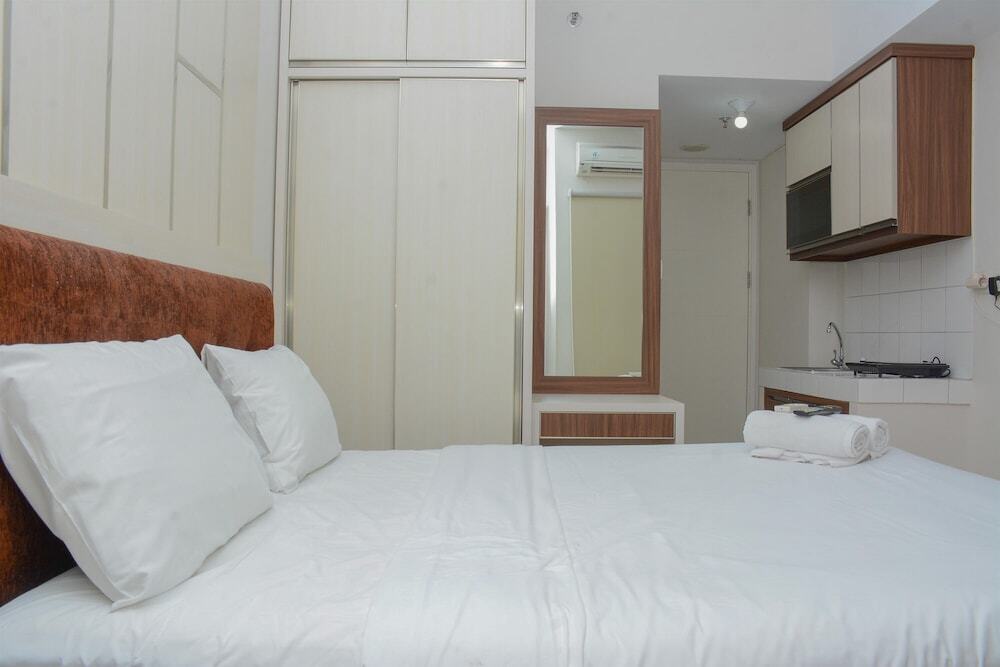 Бекаси: Comfort Studio At Springlake Summarecon Apartment
