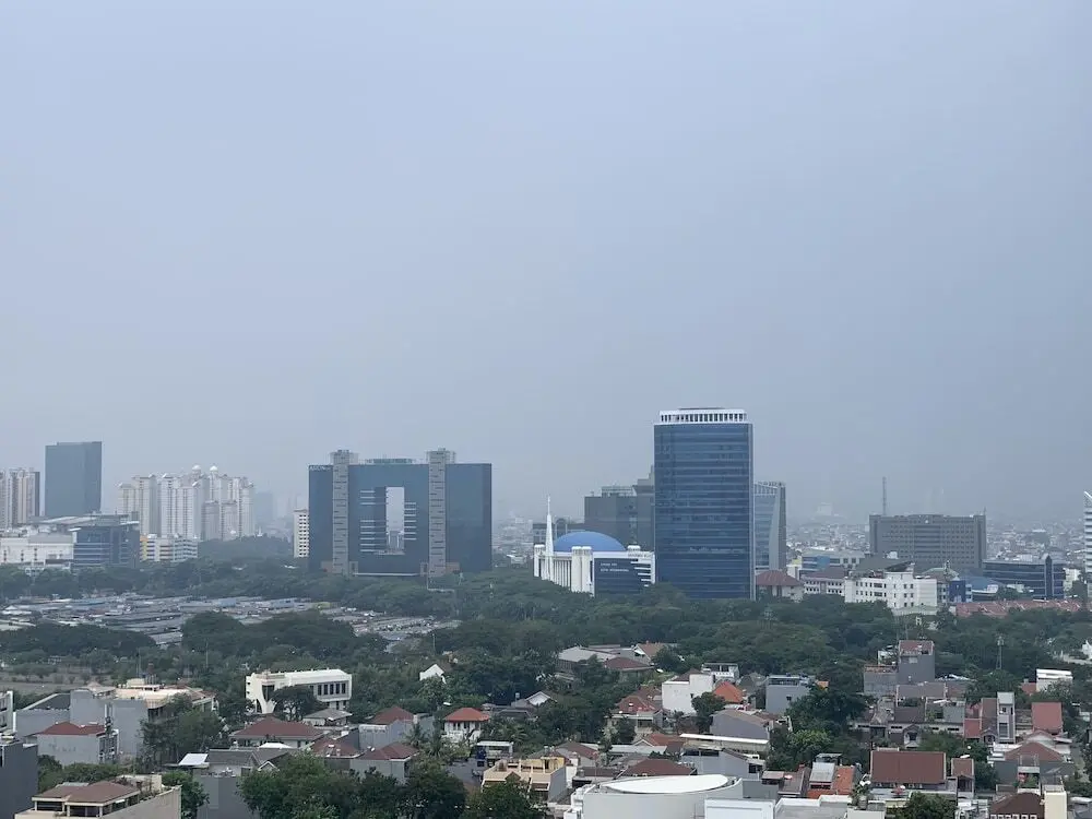 Джакарта: Scenic And Strategic Studio Amethyst Apartment