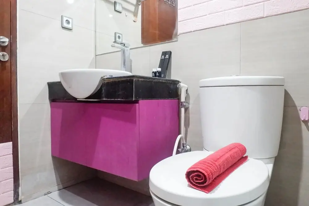 Сурабая: Luxurious 2Br Connected To Marvel City Mall At The Linden Apartment