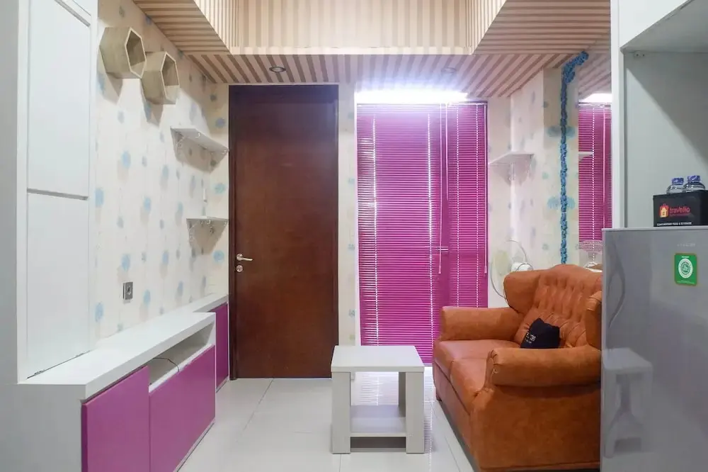 Сурабая: Luxurious 2Br Connected To Marvel City Mall At The Linden Apartment