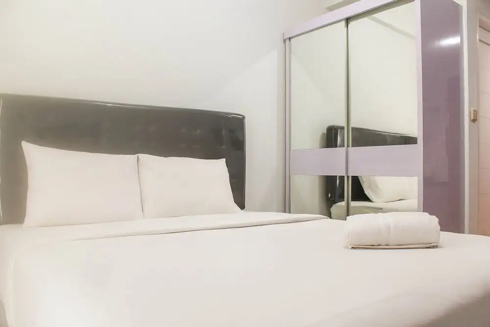 Караванг: Simple And Homey Studio At Tamansari Mahogany Karawang Apartment