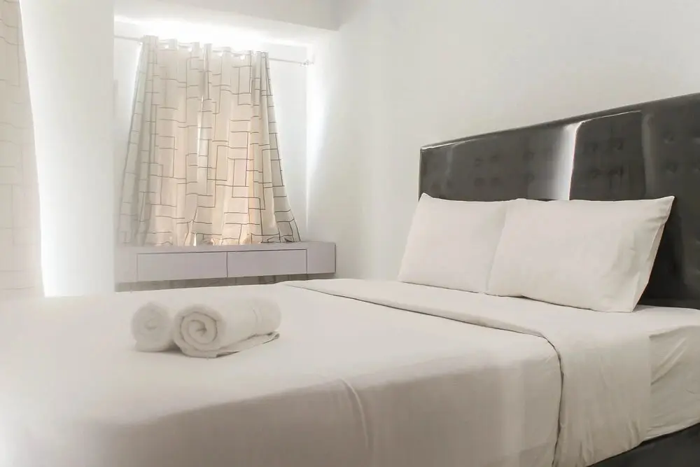 Караванг: Simple And Homey Studio At Tamansari Mahogany Karawang Apartment