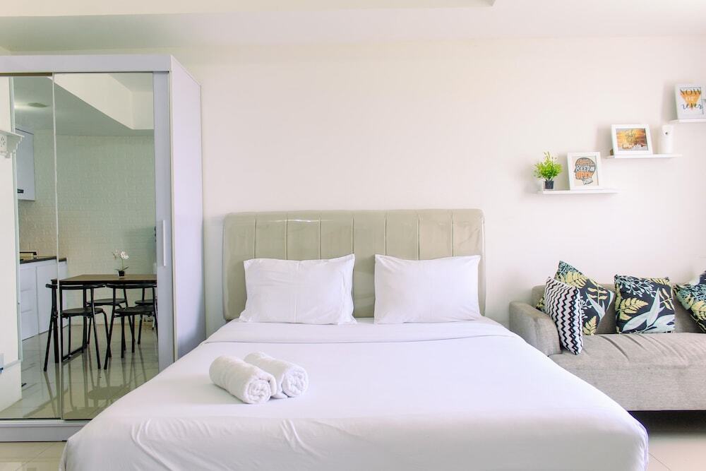 Южный Тангеранг: Big Studio Room And Comfy Baileys Apartment