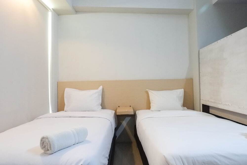 Сурабая: Best View & Cozy Studio Apartment At The Square