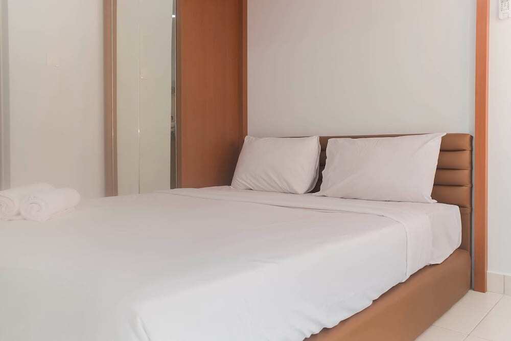 Бекаси: Fancy And Nice Studio At Patraland Urbano Apartment