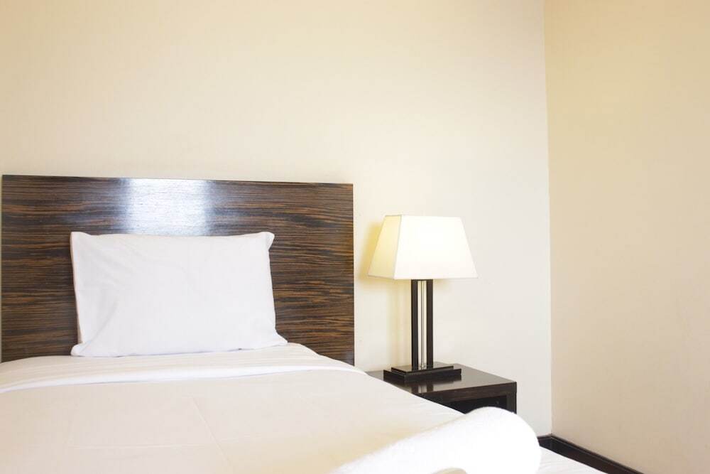 Бандунг: Gorgeous & Comfy 2Br At Braga City Walk Apartment
