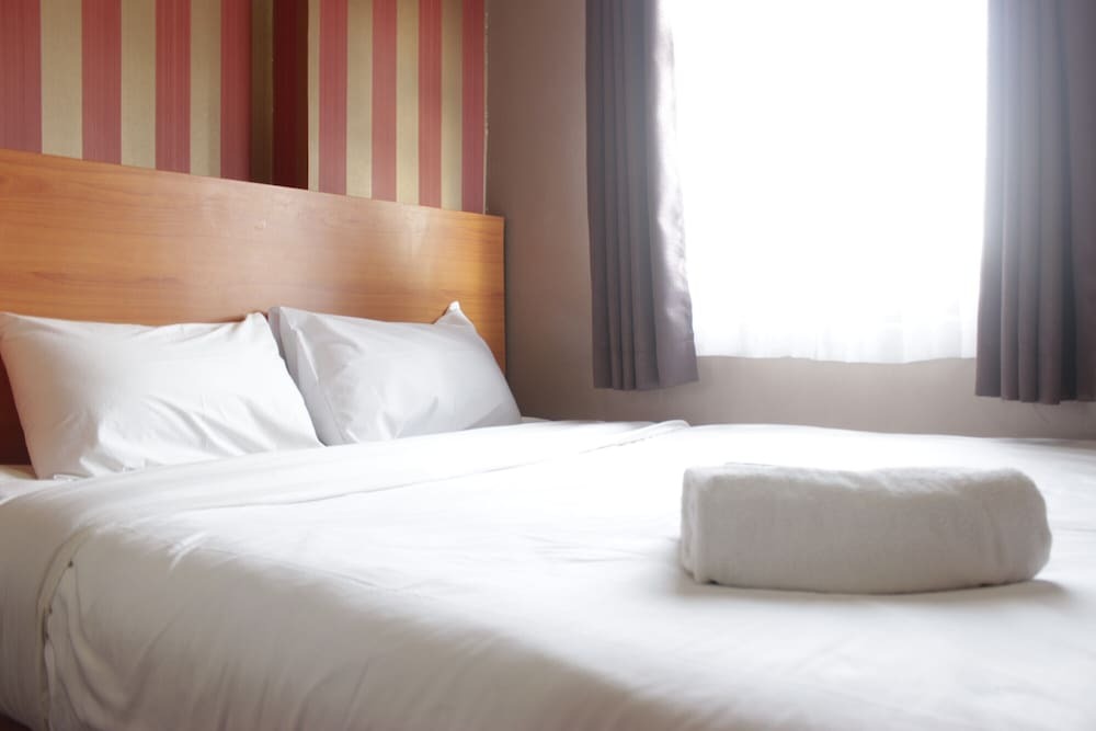 Бандунг: Pleasant And Scenic 2Br Apartment At The Suites @Metro