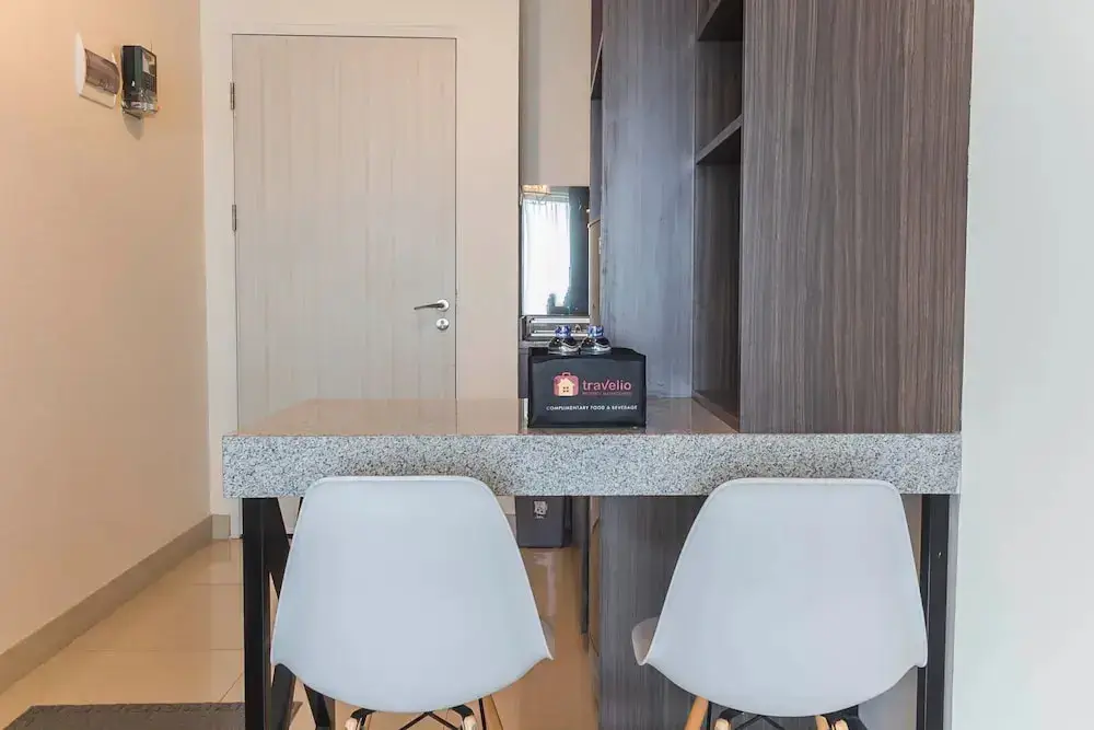 Бекаси: Chic And Cozy 2Br Grand Kamala Lagoon Apartment
