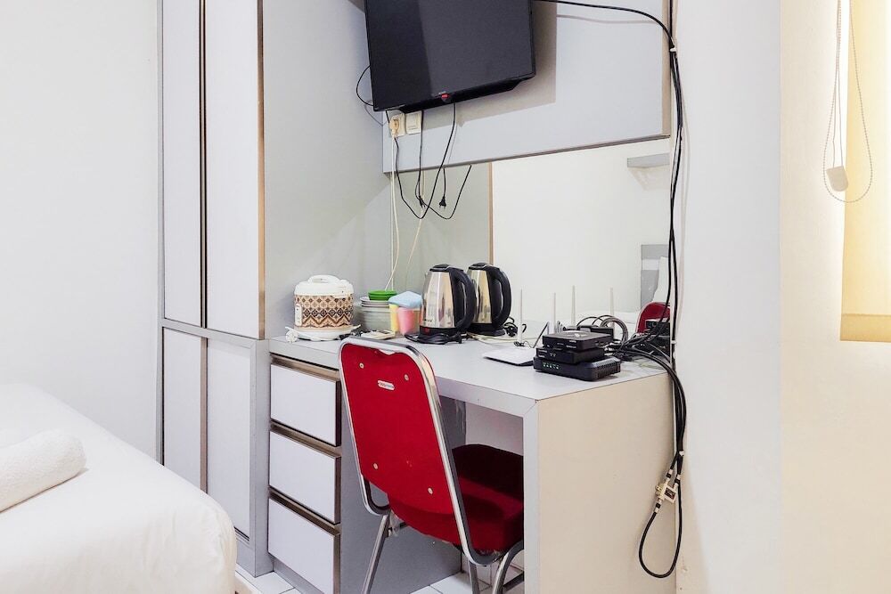Тангеранг: Homey Studio Apartment At Aeropolis Residence Near Soetta