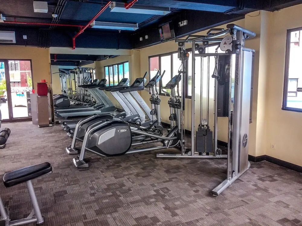 Legok: Comfy Studio Apartment Atria Residences Near Summarecon Mall Serpong