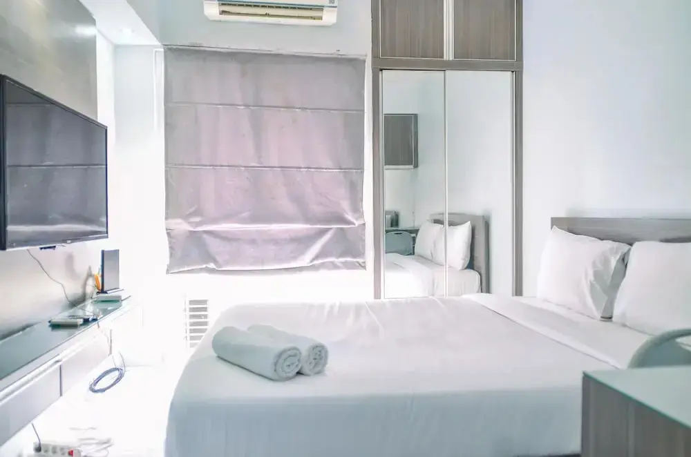 Южный Тангеранг: Homey And Simple Studio At Serpong Greenview Apartment