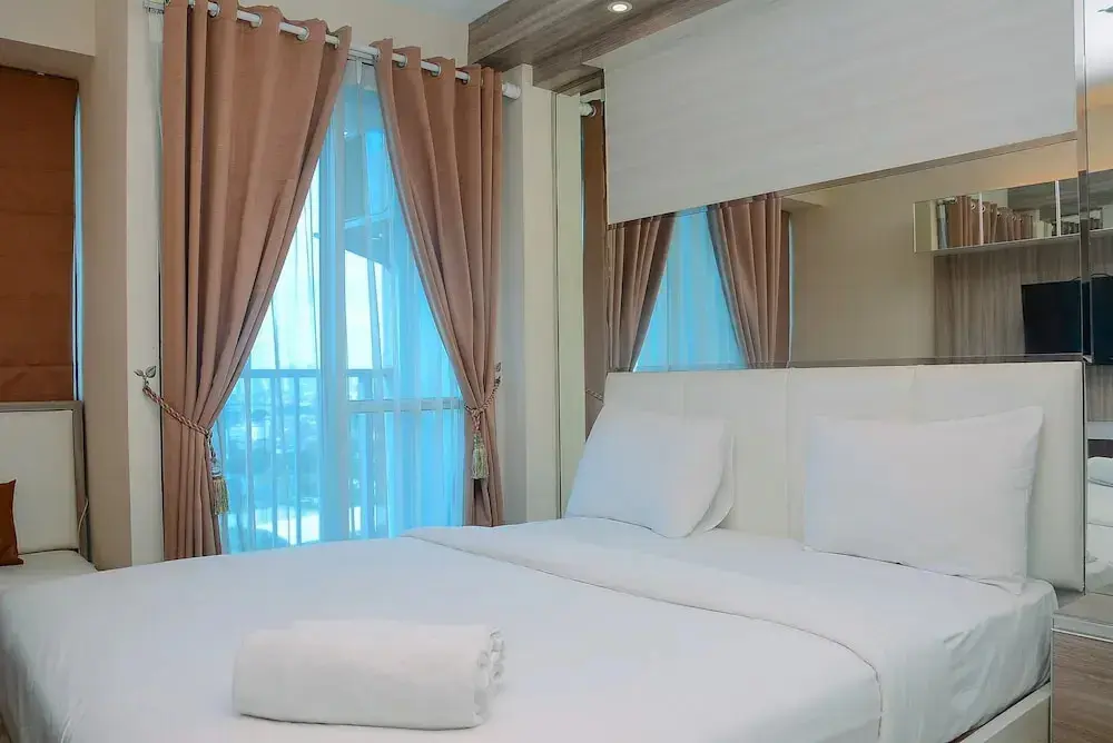 Джакарта: Cozy With Good Location Studio At Tifolia Apartment By Travelio