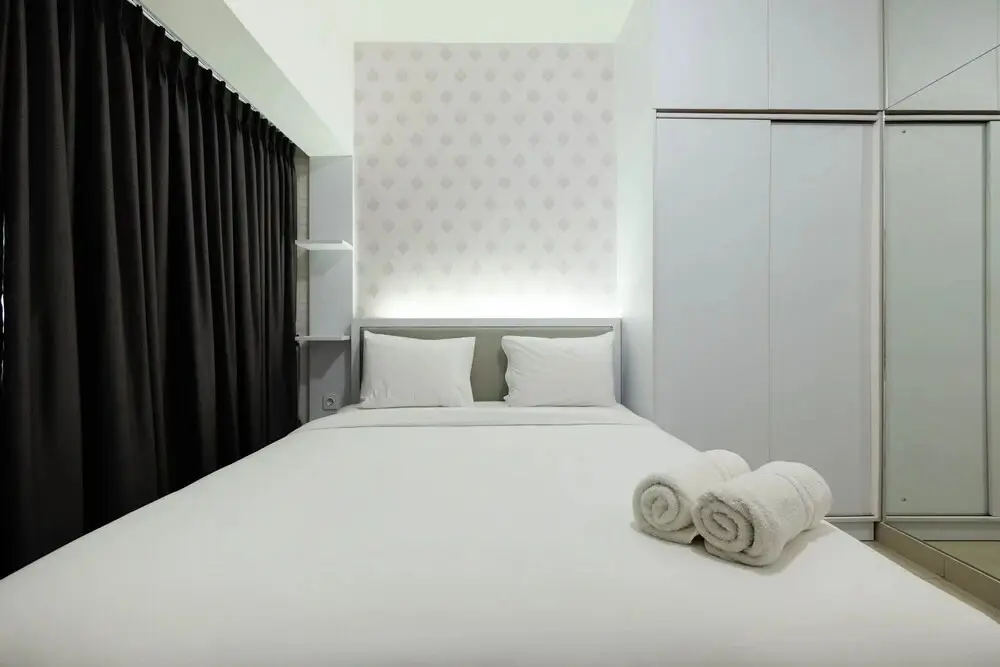 Бекаси: Modern White Studio At Springlake Summarecon Bekasi Apartment By Travelio