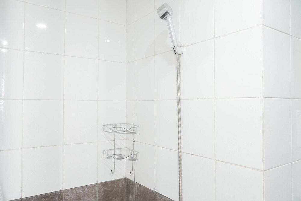 Джакарта: Nice And Spacious 2Br Apartment At Green Pramuka City