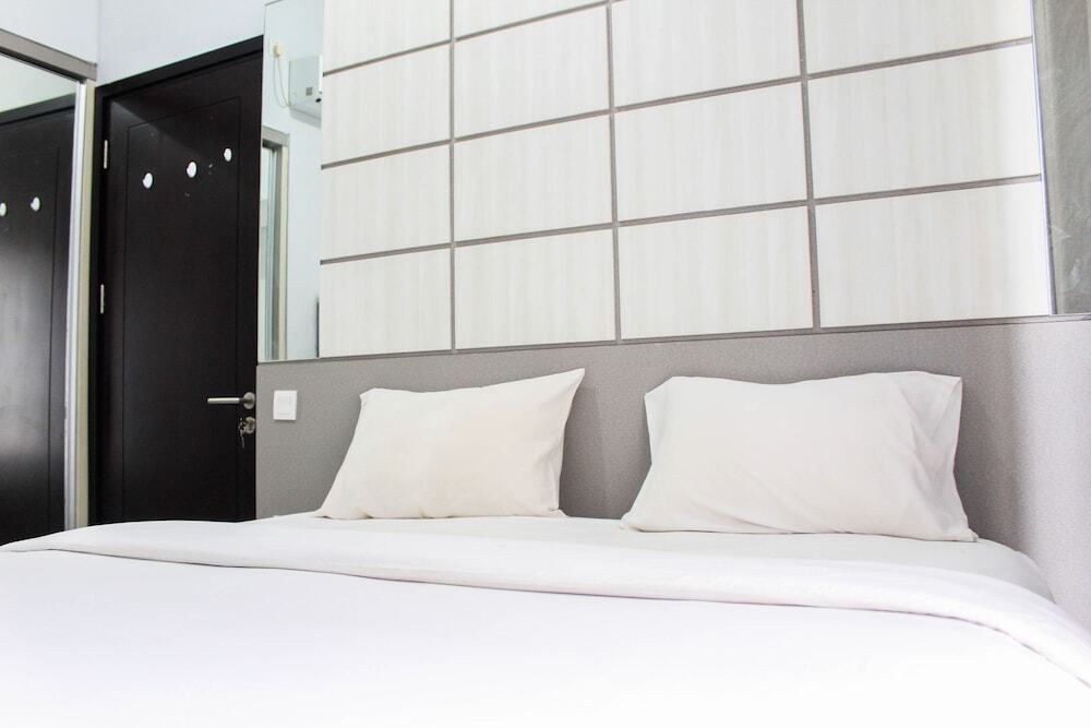 Legok: Comfort 1Br At Casa De Parco Apartment