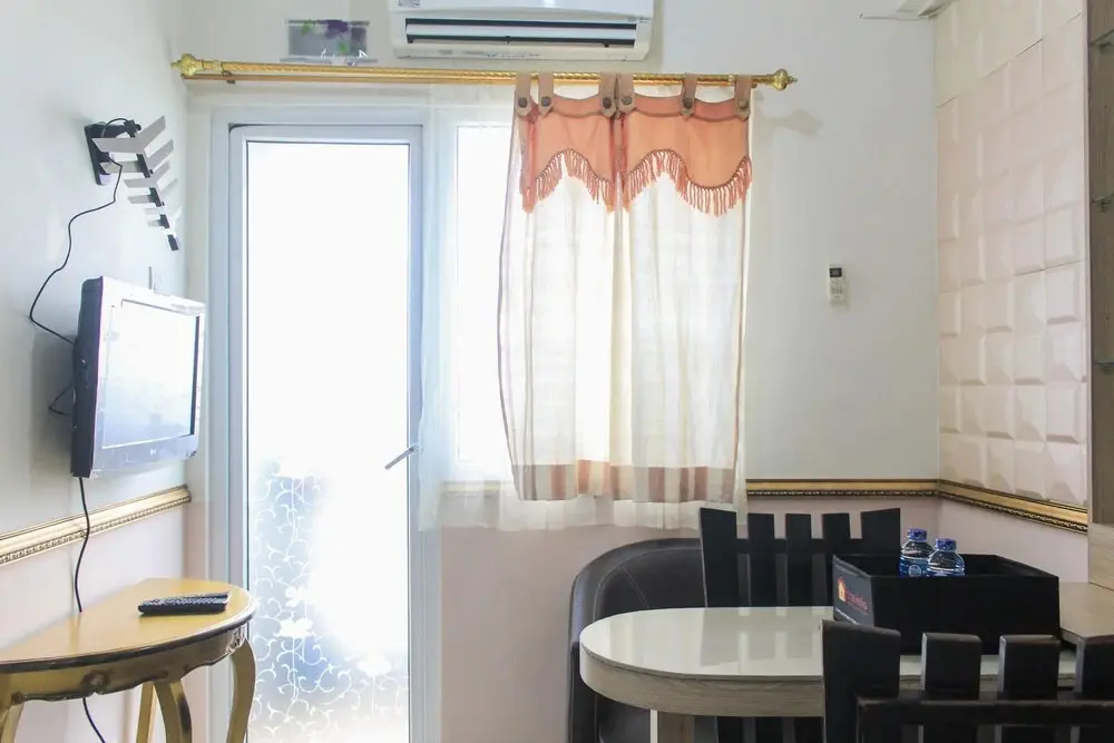 Джакарта: Cozy And Relax 2Br At Green Pramuka City Apartment