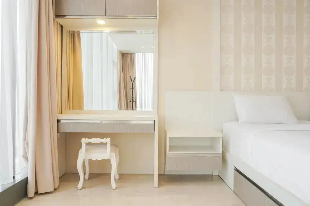 Fancy And Spacious 1Br Apartment At L'Avenue Pancoran — фото 1