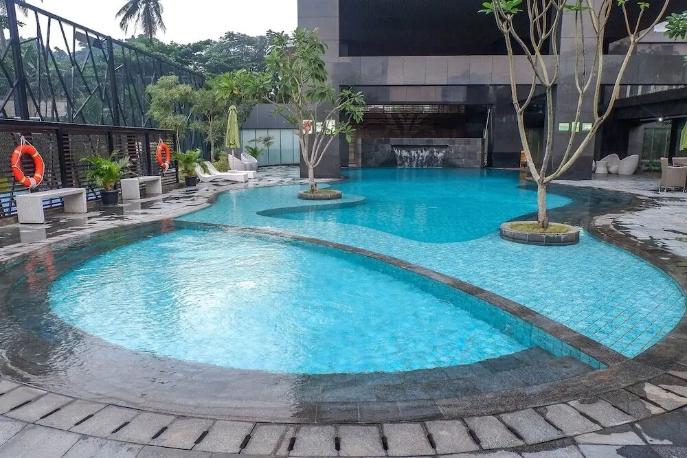 Джакарта: Fancy And Spacious 1Br Apartment At L'Avenue Pancoran