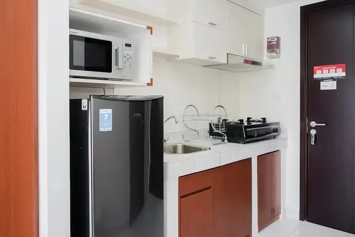 Legok: Simply Modern Studio Casa De Parco Apartment