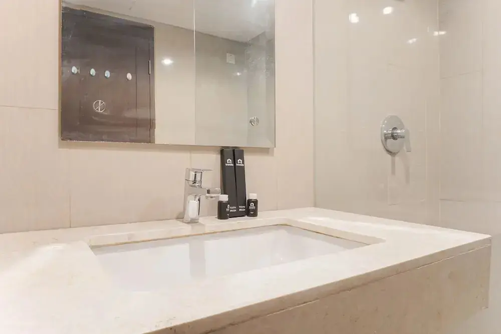 Джакарта: Comfortable And Nice Studio Room Apartement At H Residence