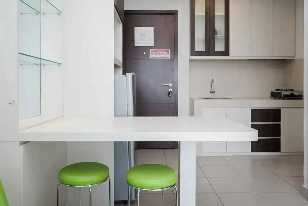 Legok: Nice And Artistic 1Br At Saveria Apartment
