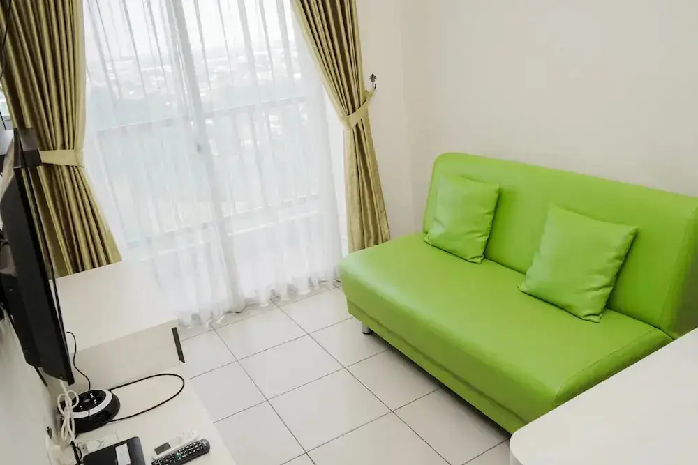 Legok: Nice And Artistic 1Br At Saveria Apartment