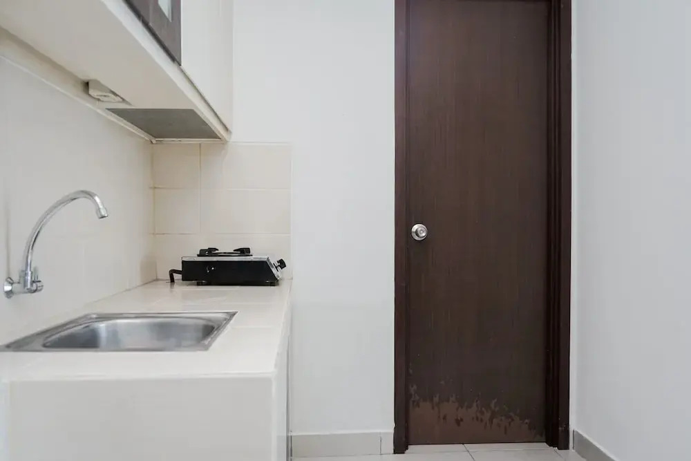 Legok: Nice And Artistic 1Br At Saveria Apartment