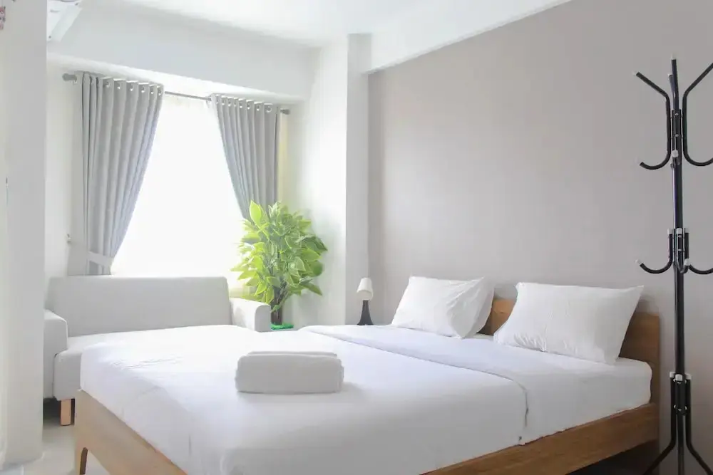 Южный Тангеранг: Cozy Living Studio Room At Urbantown Serpong Apartment
