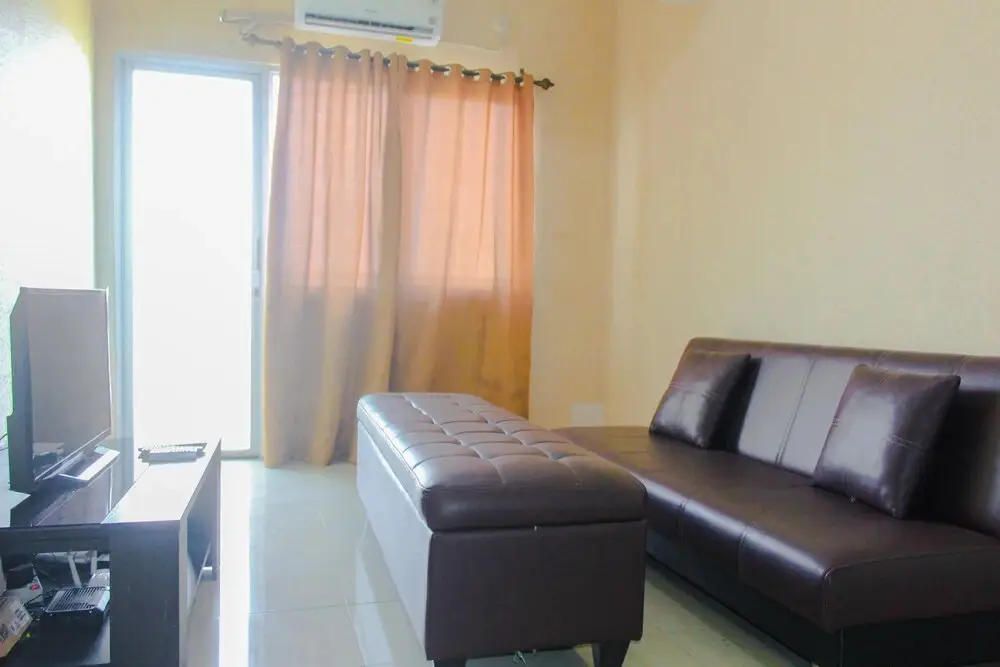 Депок: Comfy 2Br Apartment At Park View Condominium