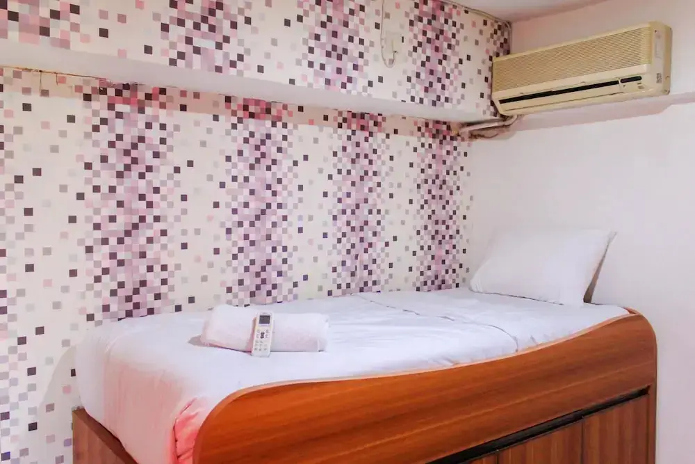 Депок: Comfy 2Br Apartment At Park View Condominium