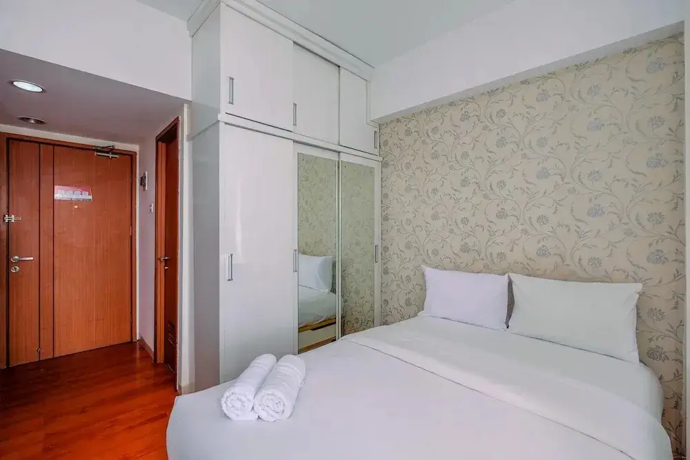 Депок: Comfortable Studio Apartment At Margonda Residence 3