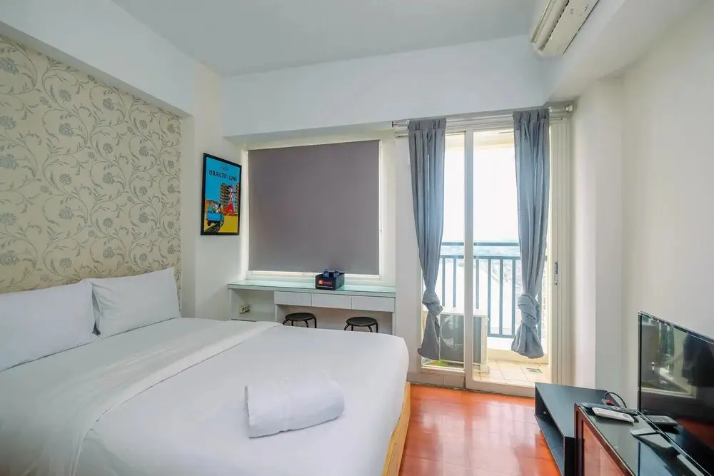 Депок: Comfortable Studio Apartment At Margonda Residence 3