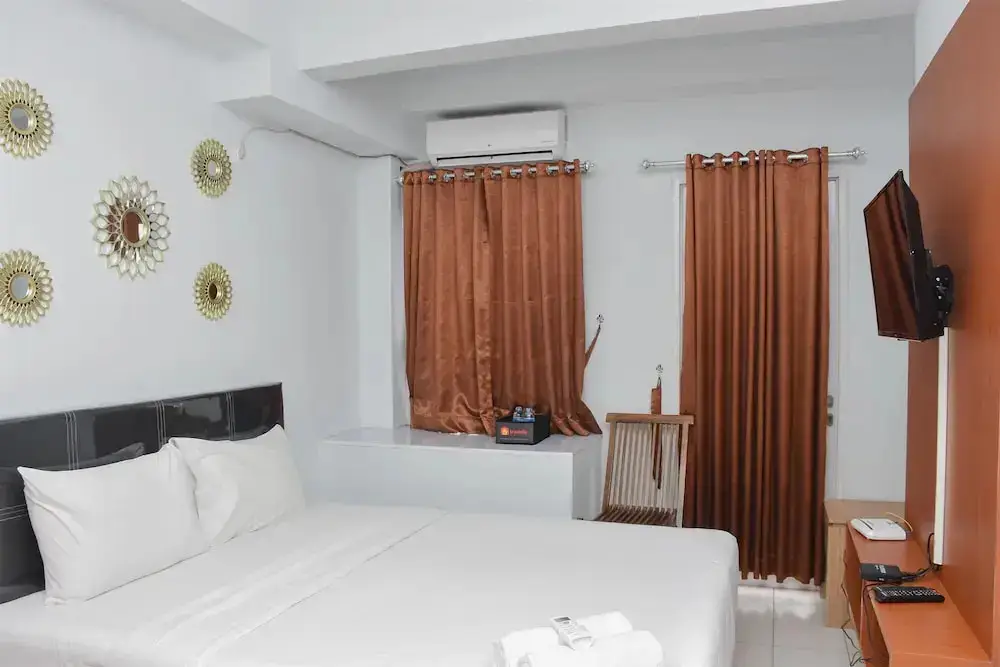 Бекаси: Comfort Studio At Patraland Urbano Apartment