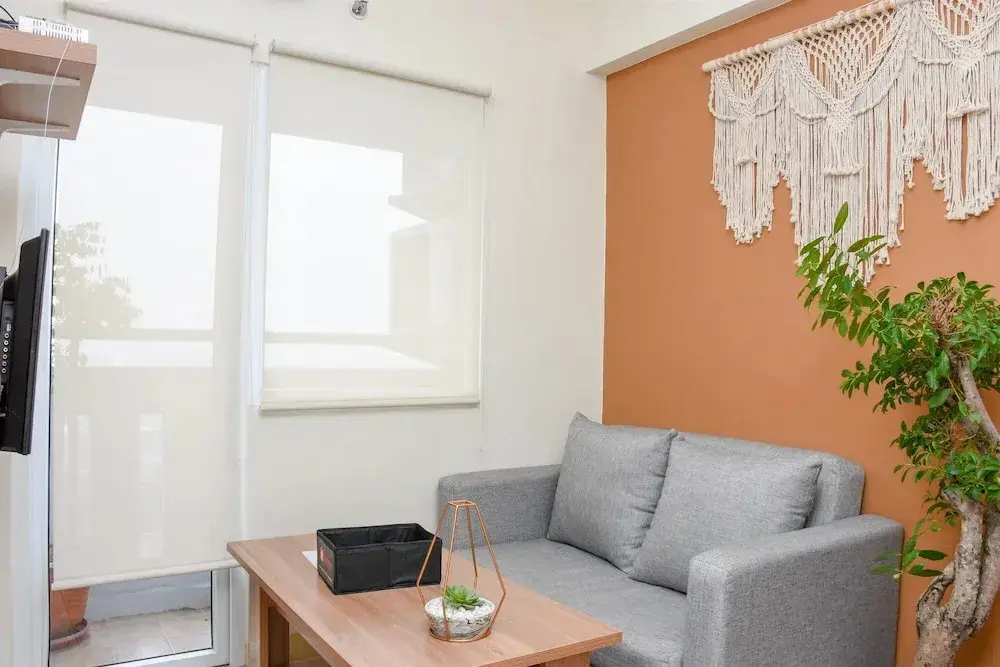 Джакарта: 2Br Yotayori Home At Green Pramuka City Apartment