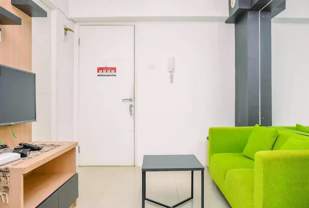 Джакарта: Alluring 2Br At Bassura City Apartment Near Mall