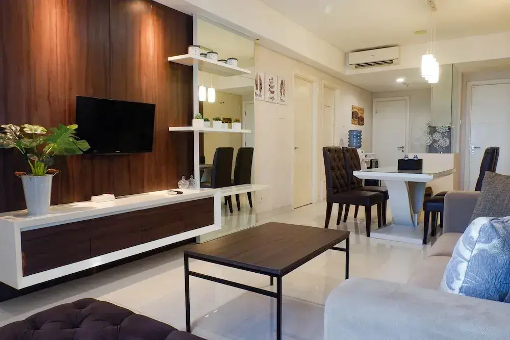 Сурабая: Scenic Modern 2Br Apartment At Trillium Residence
