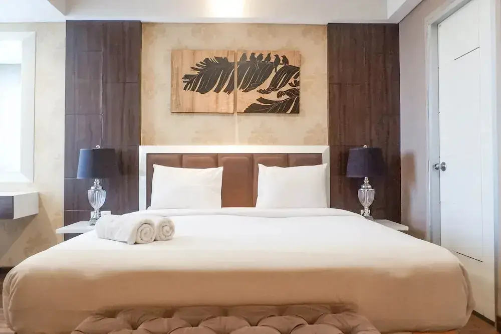 Сурабая: Scenic Modern 2Br Apartment At Trillium Residence