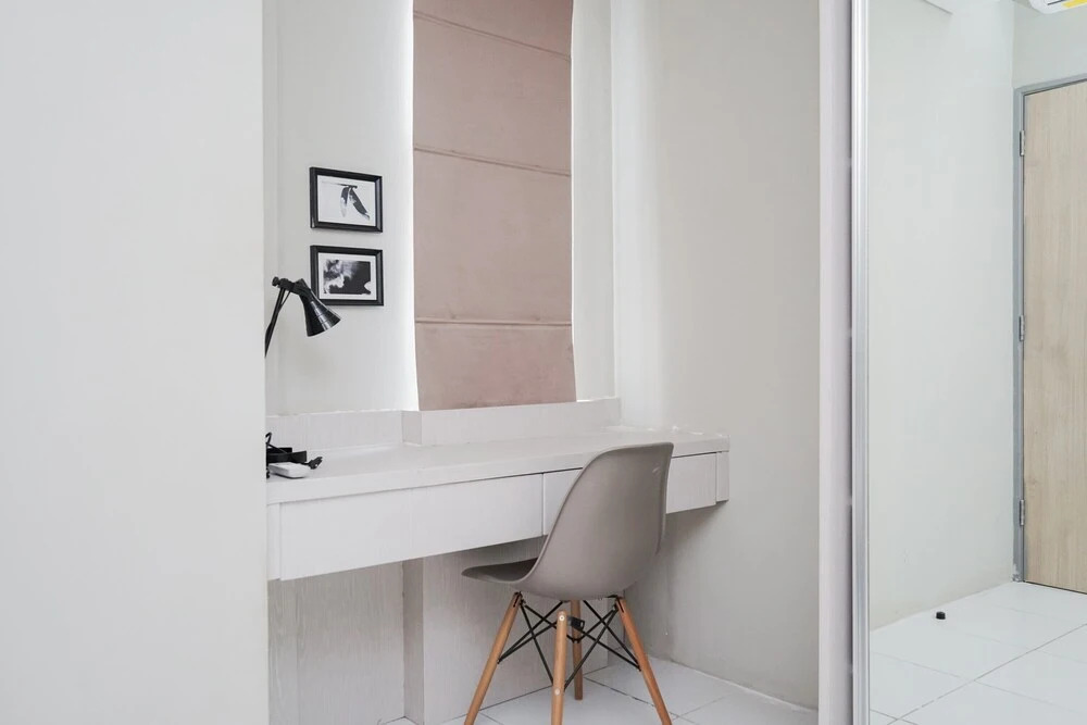 Южный Тангеранг: Homey And Simply 2Br At Akasa Pure Living Bsd Apartment