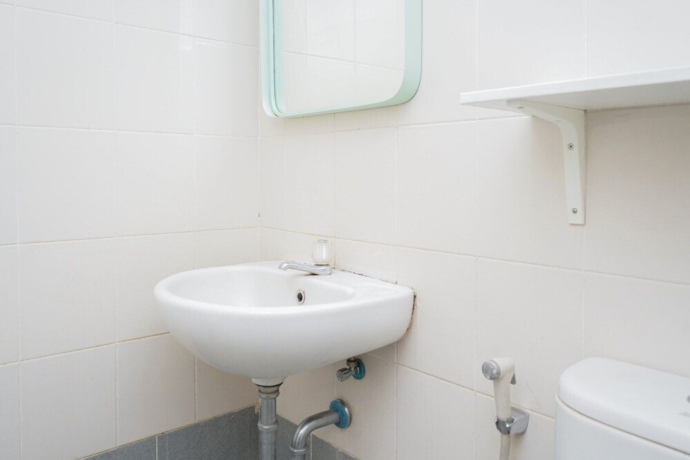 Южный Тангеранг: Homey And Simply 2Br At Akasa Pure Living Bsd Apartment