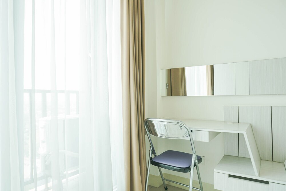 Южный Тангеранг: Comfortable Studio Room At Tree Park Bsd Apartment