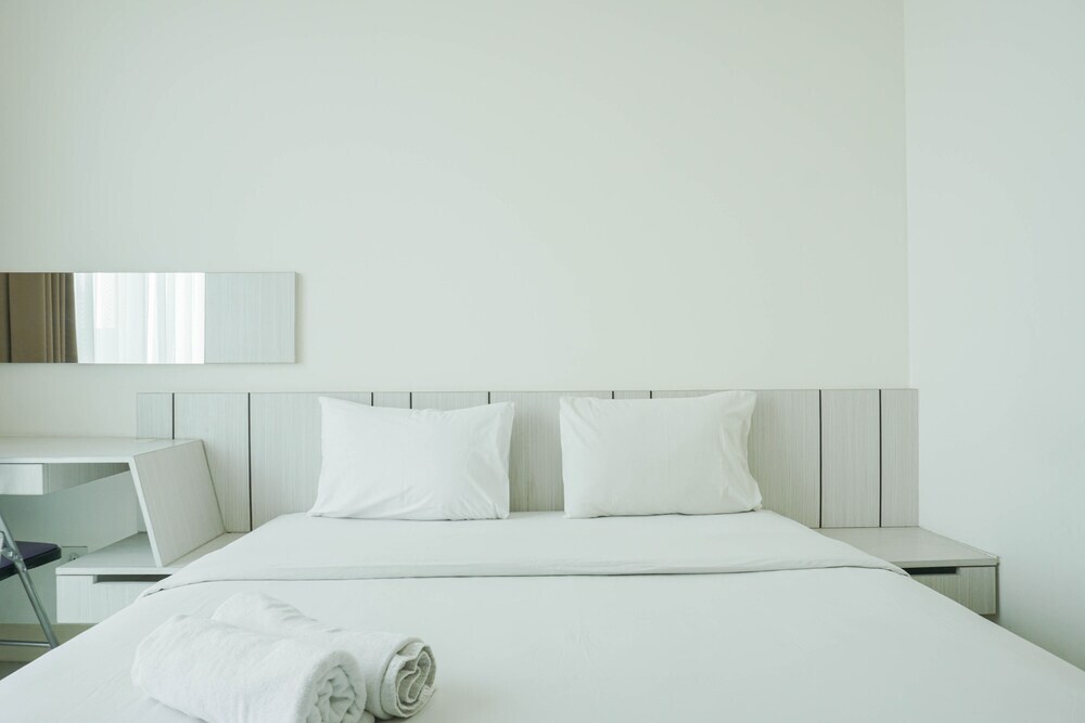 Южный Тангеранг: Comfortable Studio Room At Tree Park Bsd Apartment
