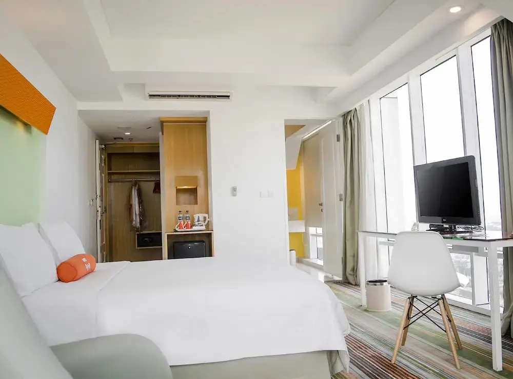 Джакарта: HARRIS Suites fX Sudirman